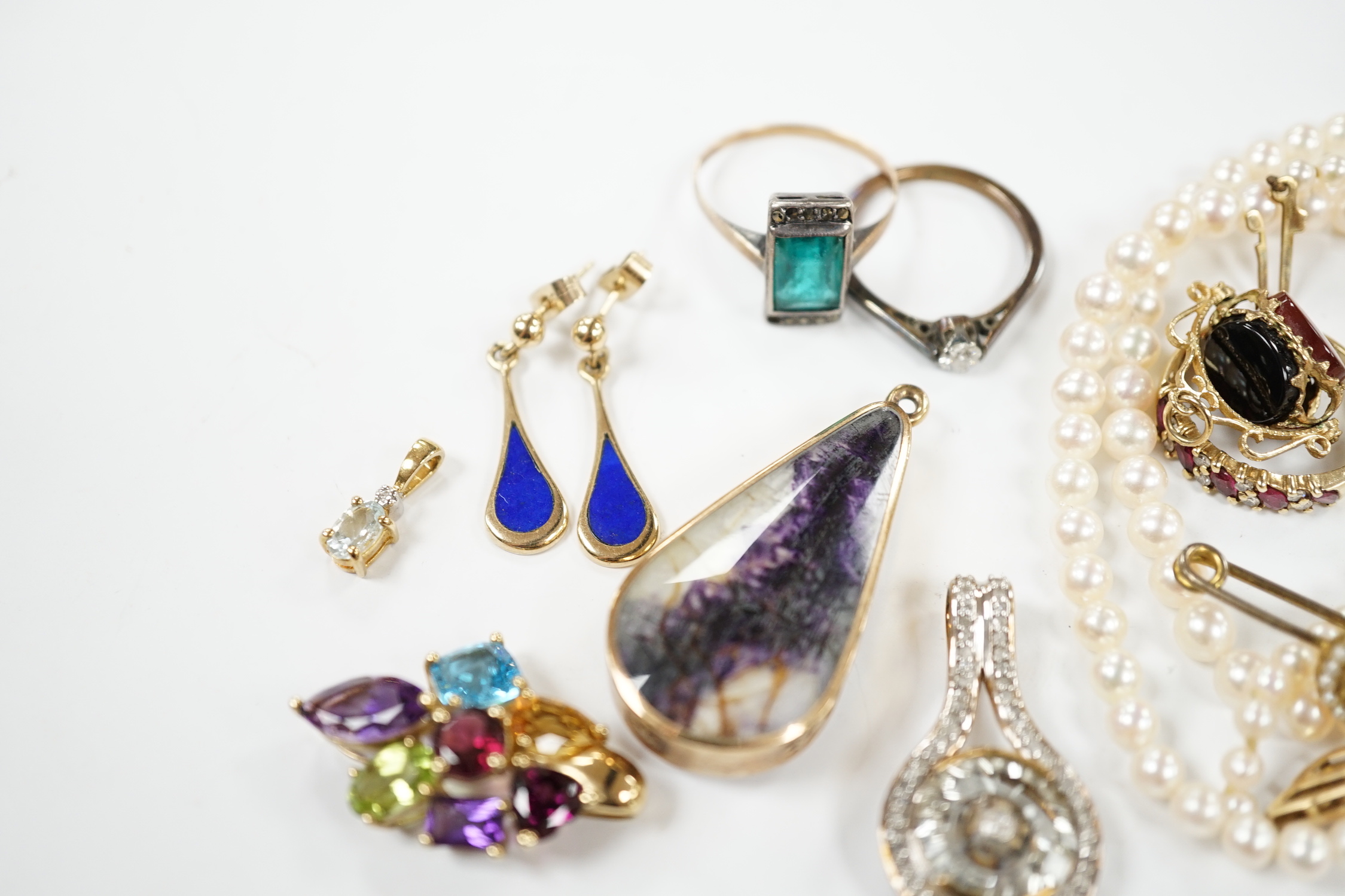 A small group of mainly modern 9ct jewellery including three gem rings, including solitaire diamond, five gem set pendants, including 9ct gold mounted banded agate and blue john, by David Scott Walker, a pair of lapis la
